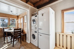 18_Interior