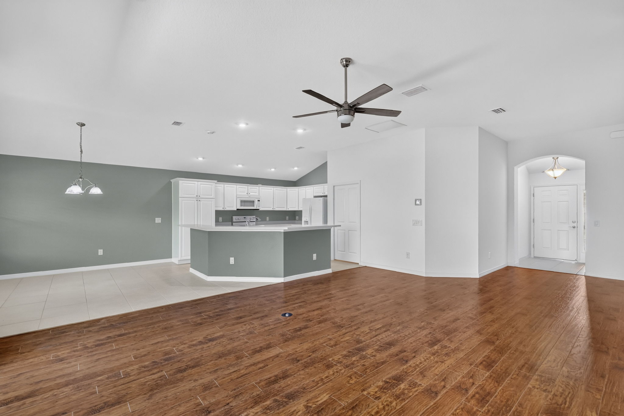 Living Room/Kitchen