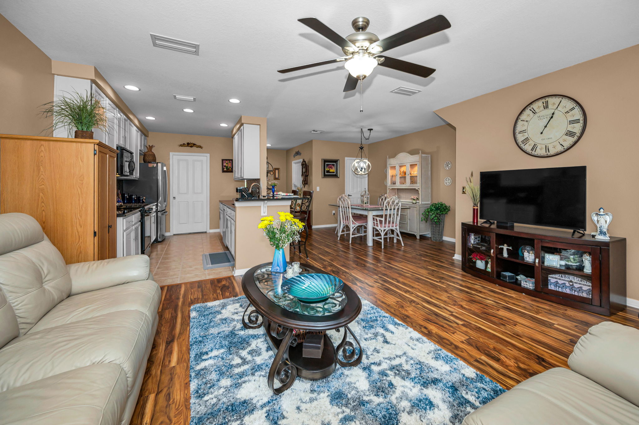 Living Room33
