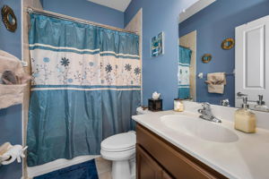 Upper Level Bathroom2