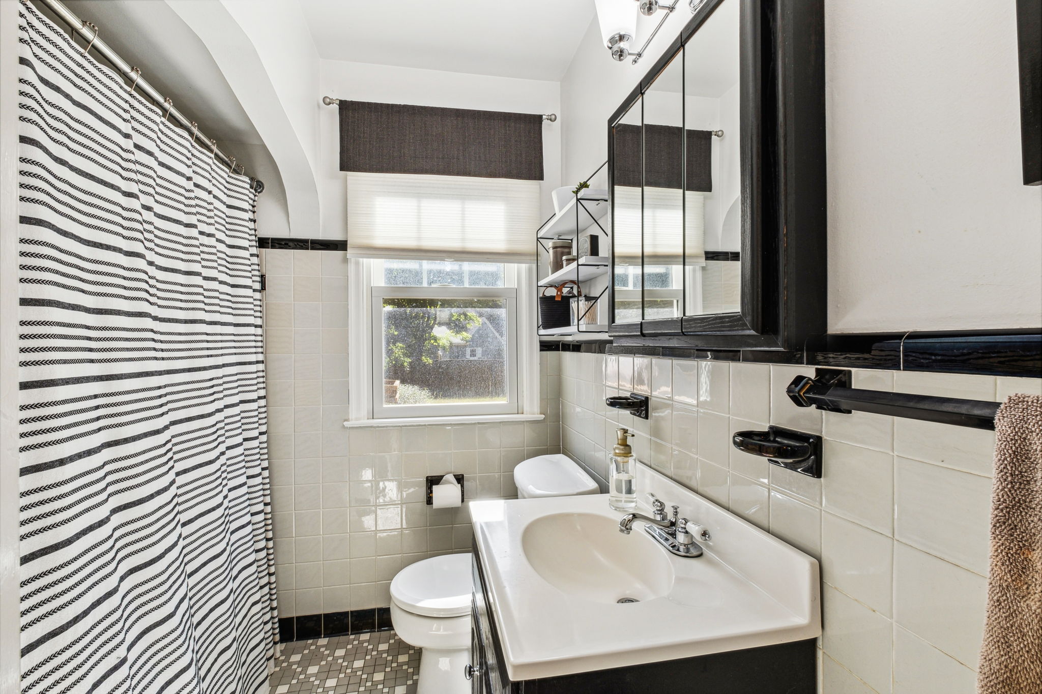 11_Interior