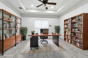 8Y8A7555 virtually staged.jpeg