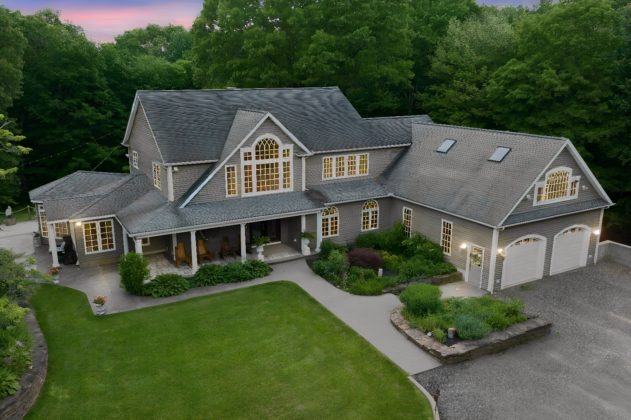 344 Andrews St, Southington, CT 06489-11 day to dusk.jpeg