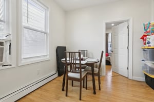 Danforth Ave-S0410-009.jpg