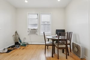 Danforth Ave-S0410-010.jpg