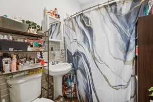 Danforth Ave-S0410-020.jpg