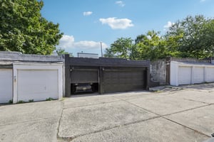Danforth Ave-S0410-047.jpg