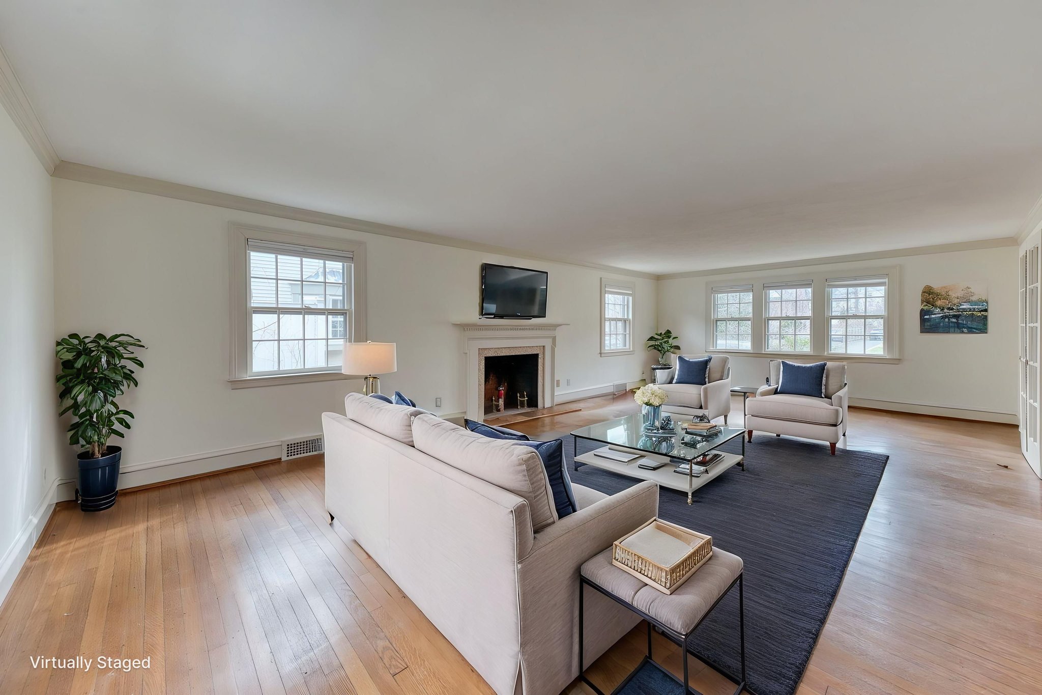 344 N Steele Rd - West Hartford- virtually staged.jpeg