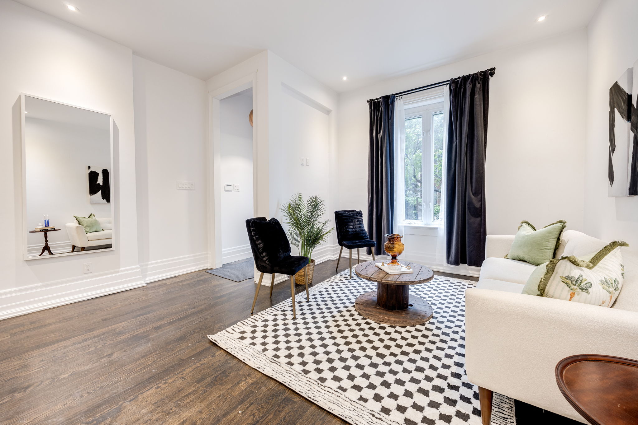 Toronto property showcase — delivered property photograph 7