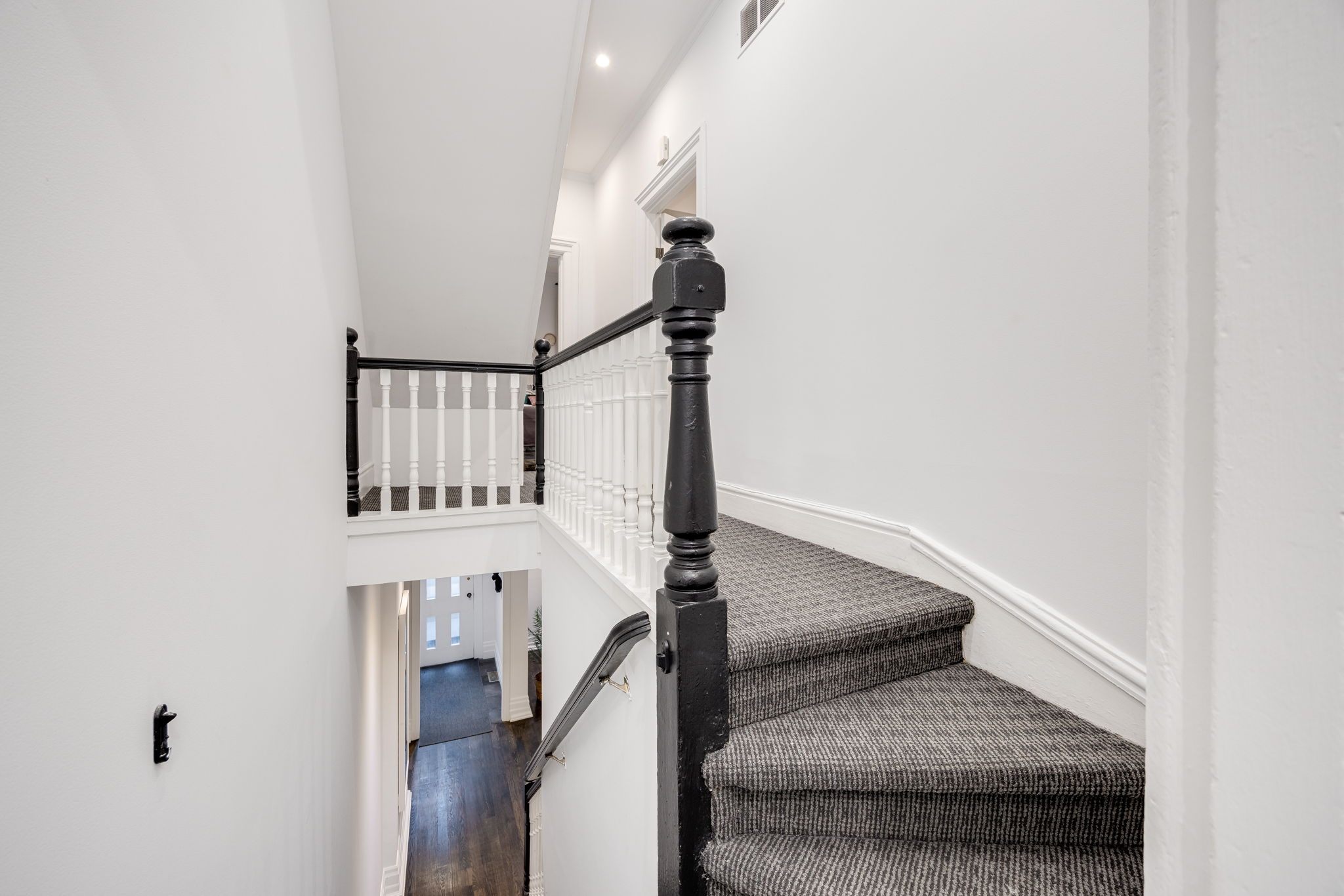 Toronto property showcase — delivered property photograph 20
