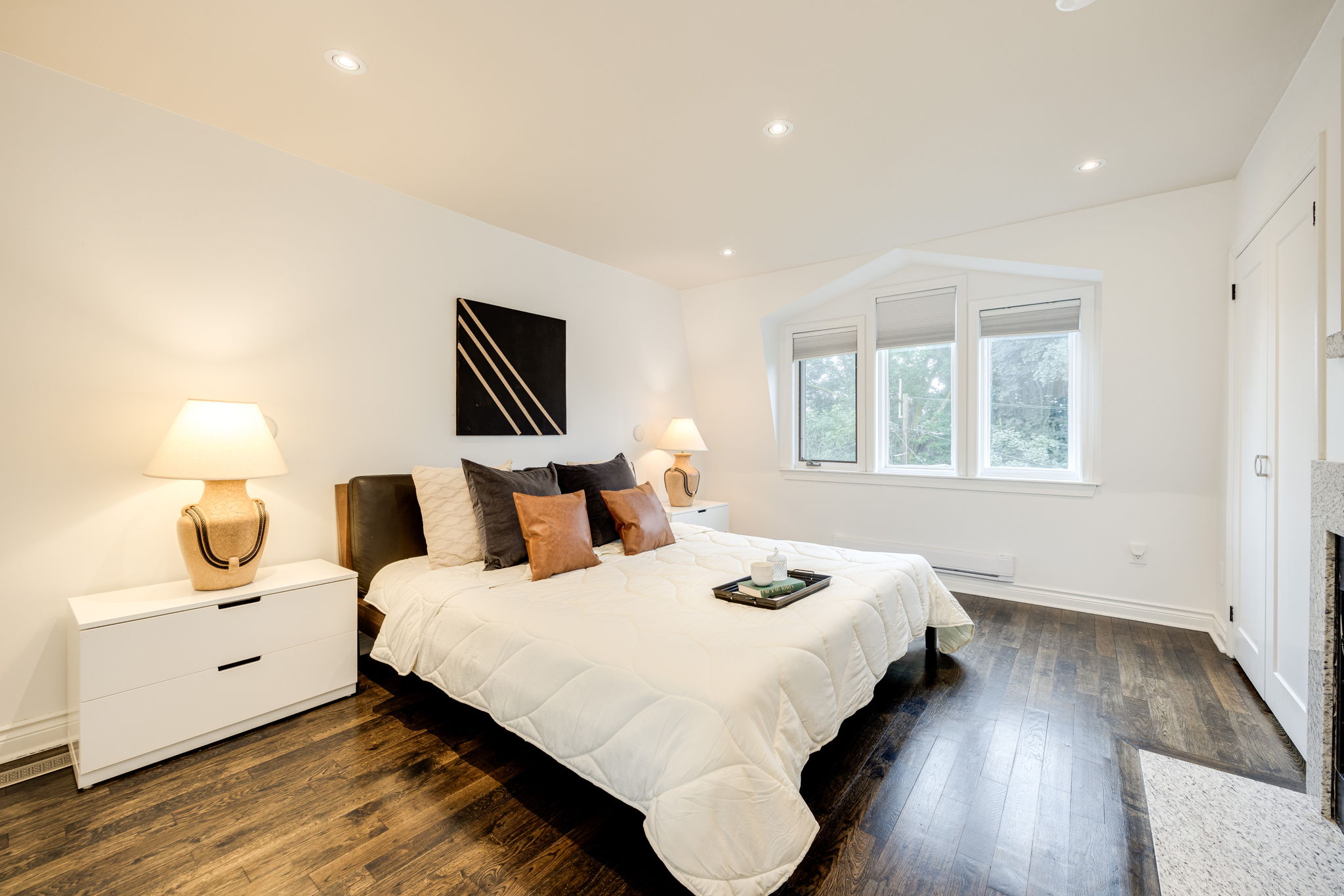 Toronto property showcase — delivered property photograph 26