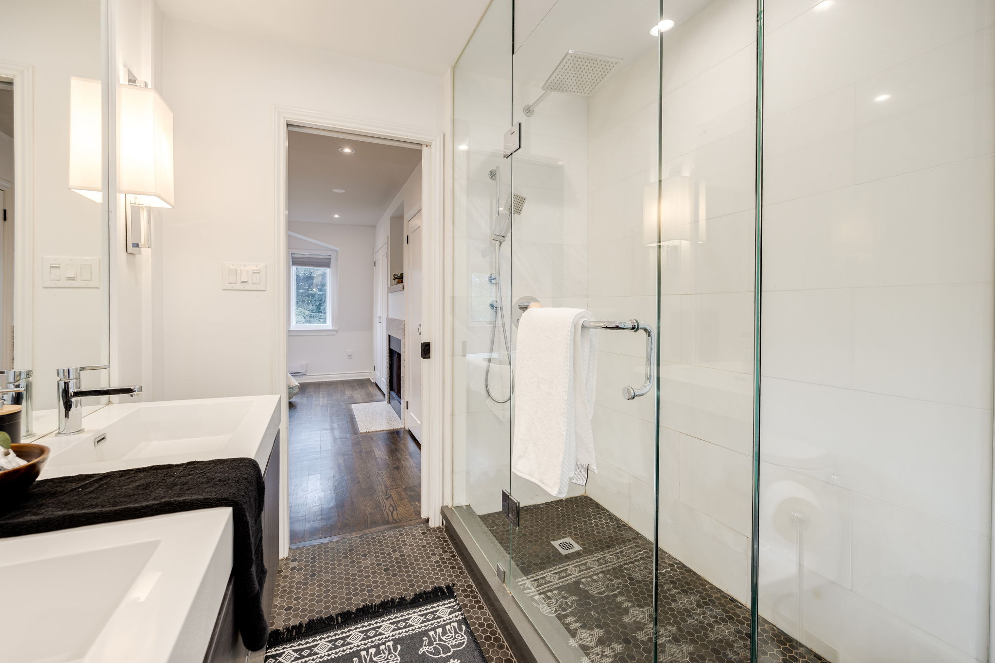 Toronto property showcase — delivered property photograph 30
