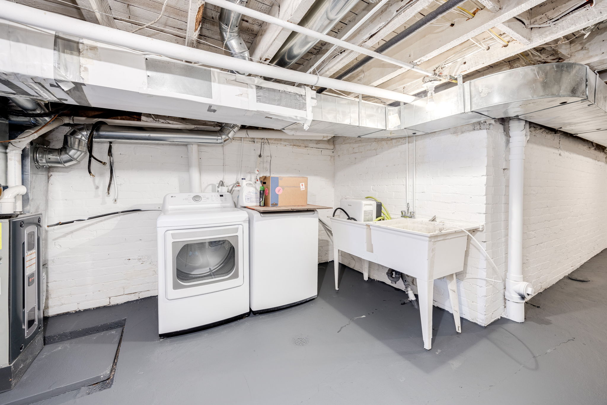 Toronto property showcase — delivered property photograph 33