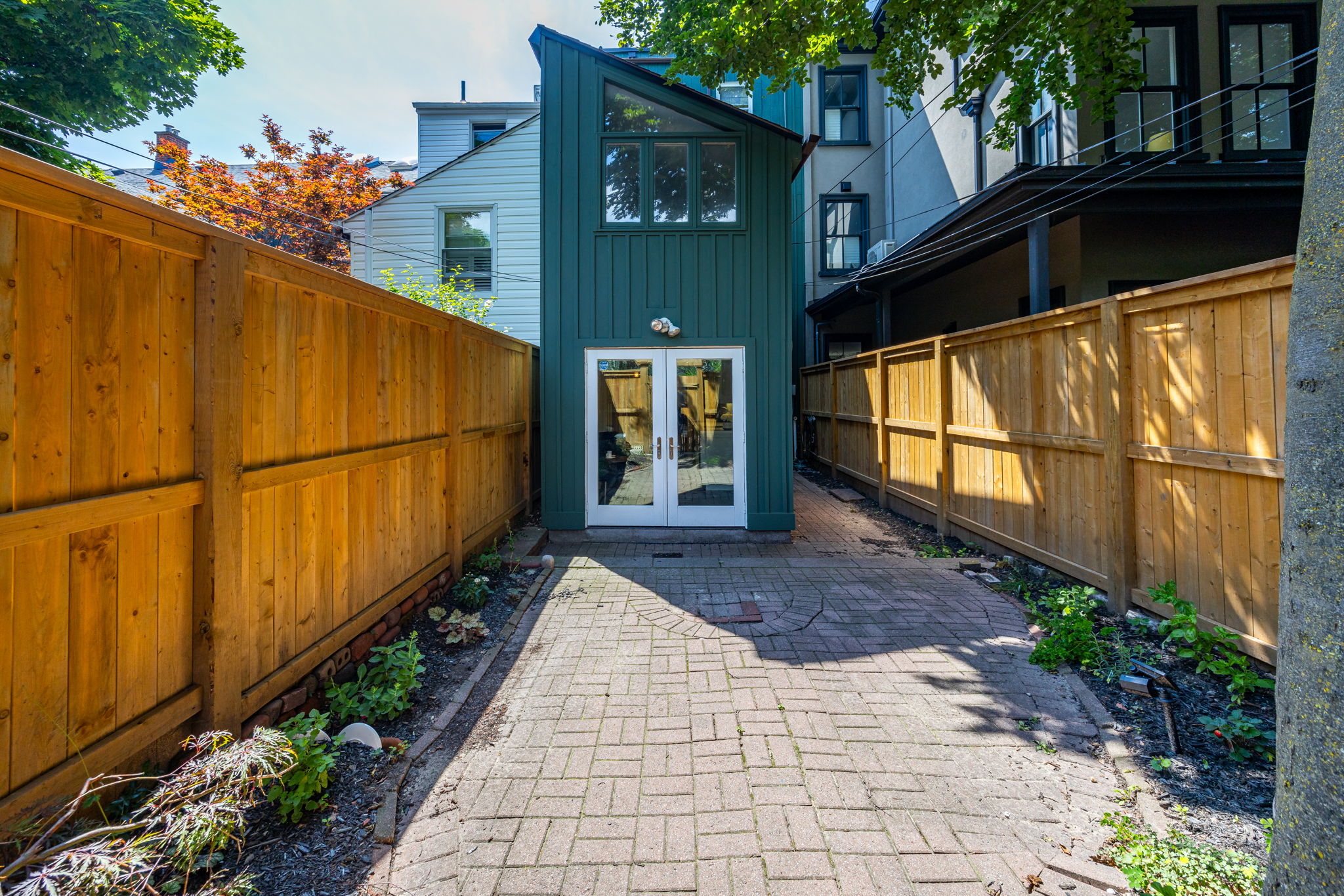 Toronto property showcase — delivered property photograph 81