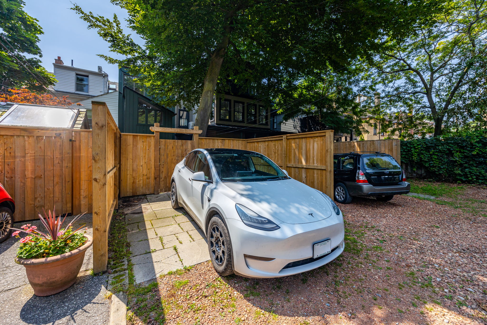Toronto property showcase — delivered property photograph 86