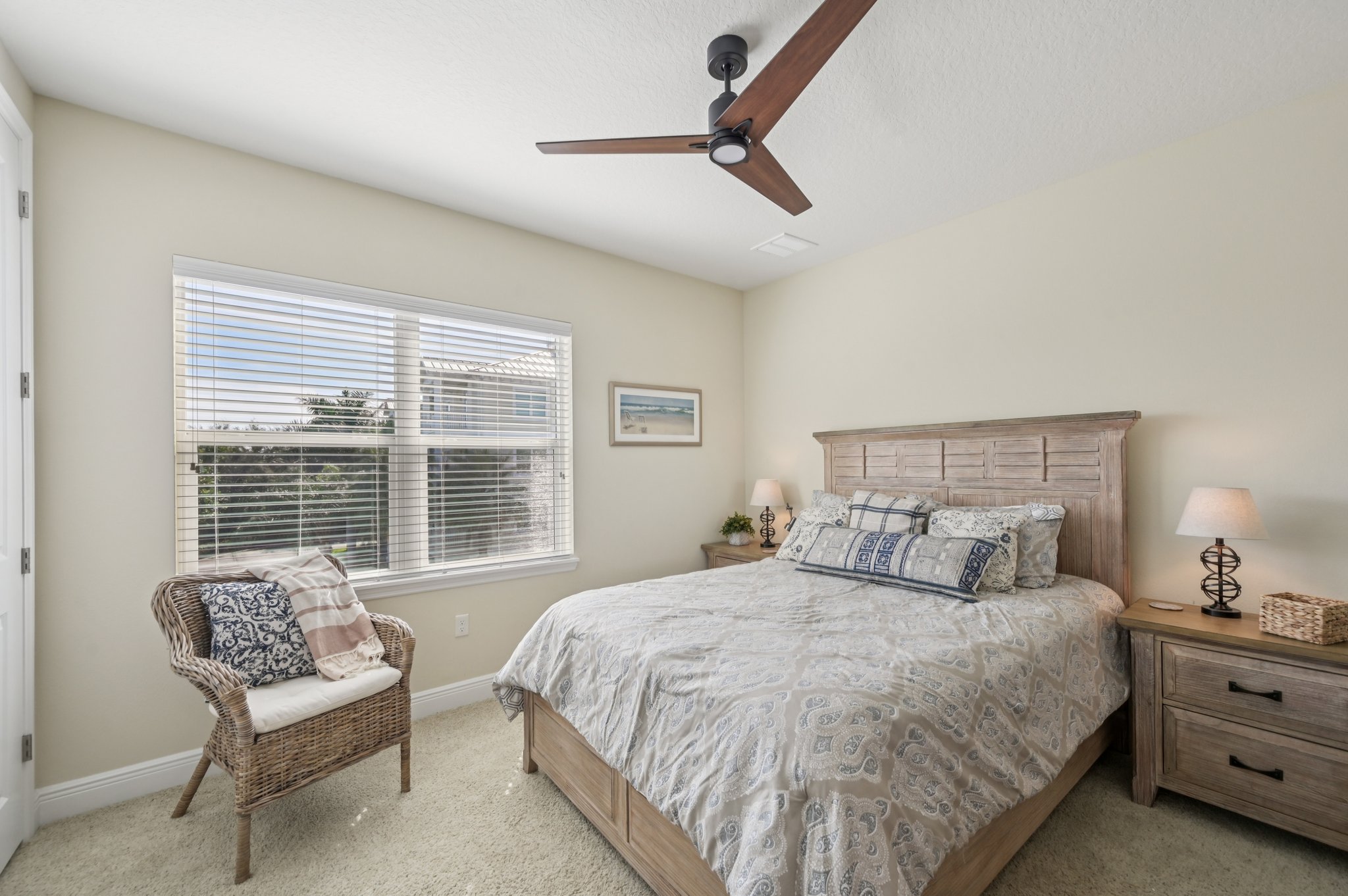 77th St W 201-S0209-020.jpg