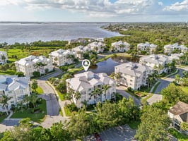 77th St W 201-S0209-038.jpg