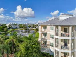 77th St W 201-S0209-045.jpg