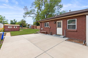  Photo 42