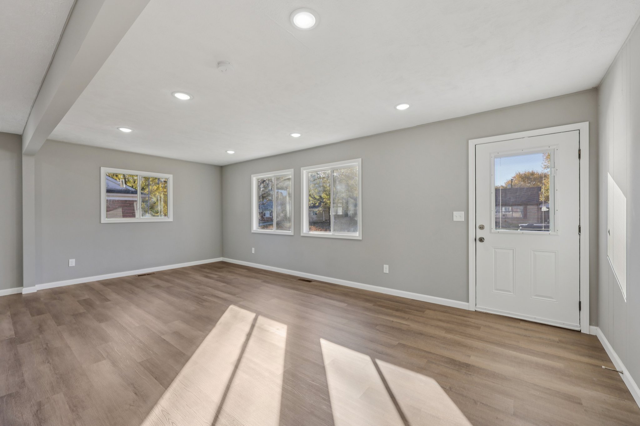 Minger Rd-S0811-004.jpg