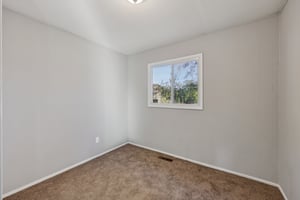 Minger Rd-S0811-015.jpg