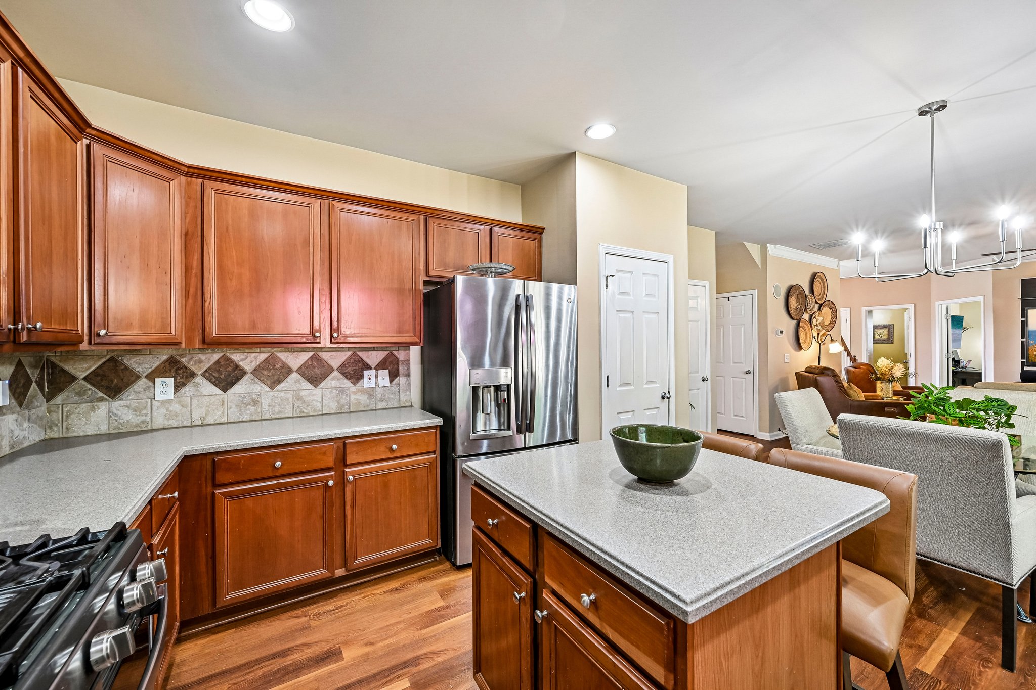 Owens Landing Dr-S2309-024.jpg