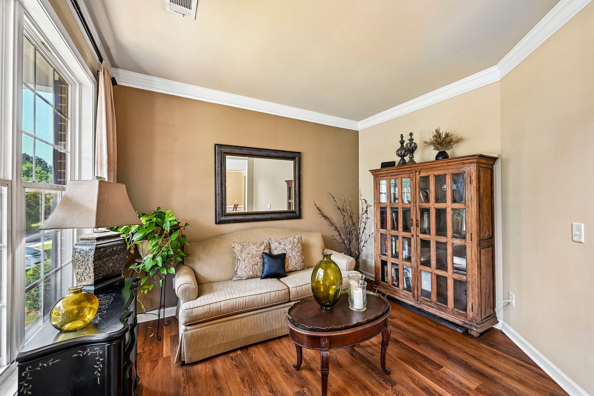 Owens Landing Dr-S2309-026.jpg