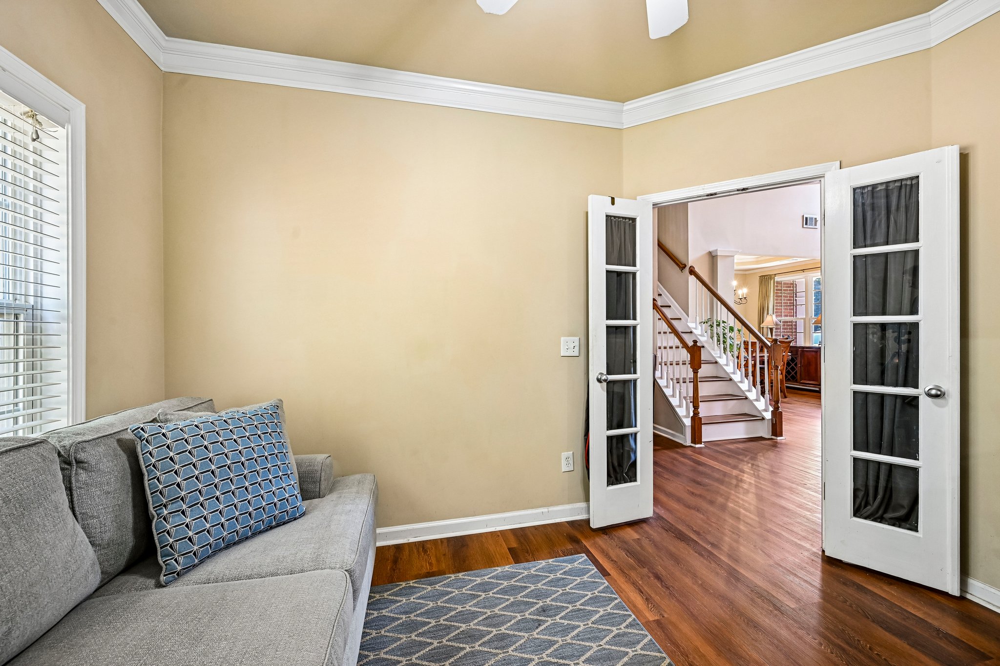 Owens Landing Dr-S2309-030.jpg