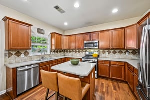 Owens Landing Dr-S2309-022.jpg