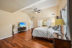 Owens Landing Dr-S2309-048.jpg