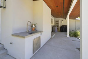  Photo 49