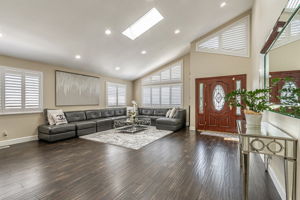 006_3443 Neves Way  