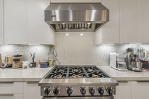012_3443 Neves Way  