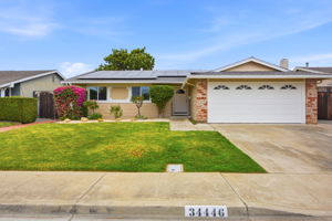 001_F8_34446 Helston Pl