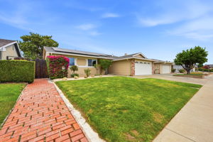 002_F8_34446 Helston Pl