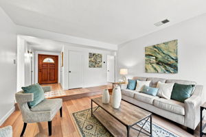 007_F8_34446 Helston Pl