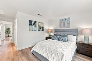 019_F8_34446 Helston Pl