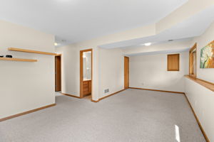  Photo 35