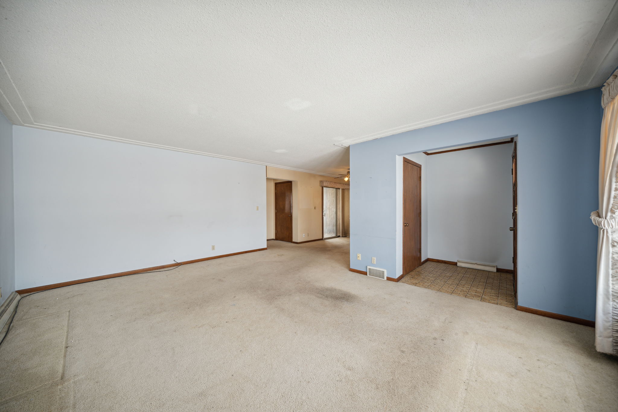 03_Interior