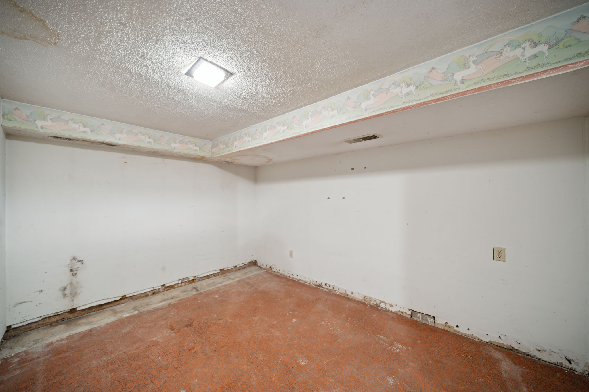 15_Interior