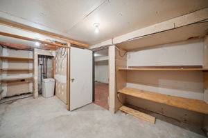 17_Interior