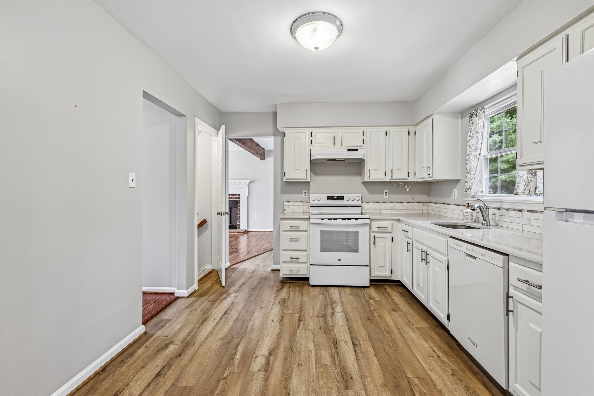 Mount Burnside Way-S1506-013.jpg