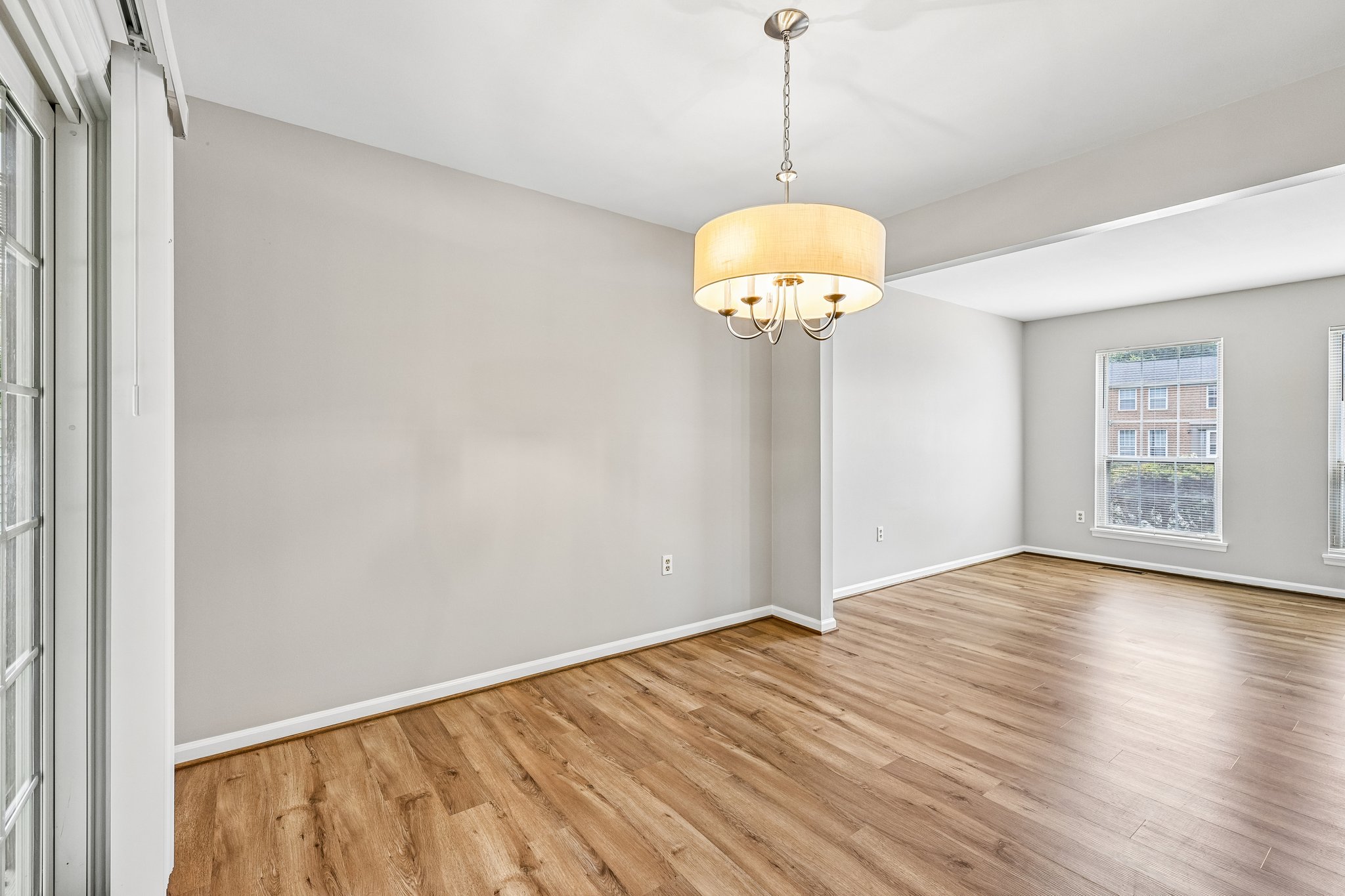 Mount Burnside Way-S1506-018.jpg