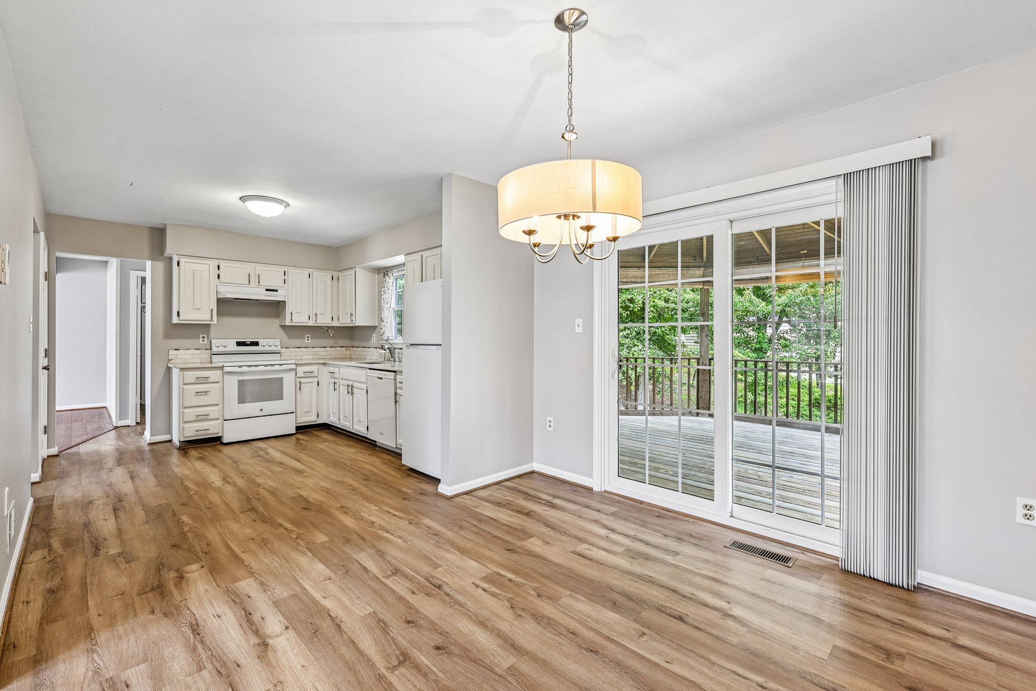 Mount Burnside Way-S1506-020.jpg