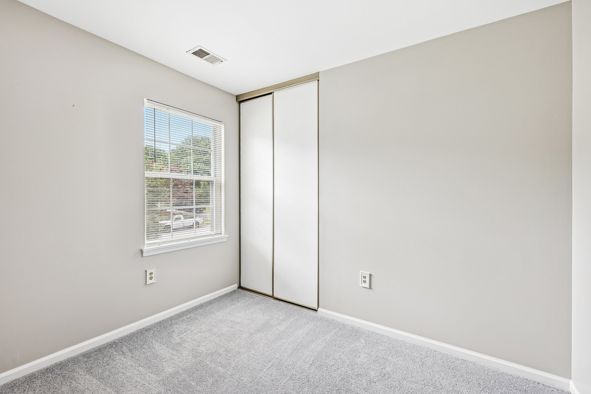 Mount Burnside Way-S1506-026.jpg