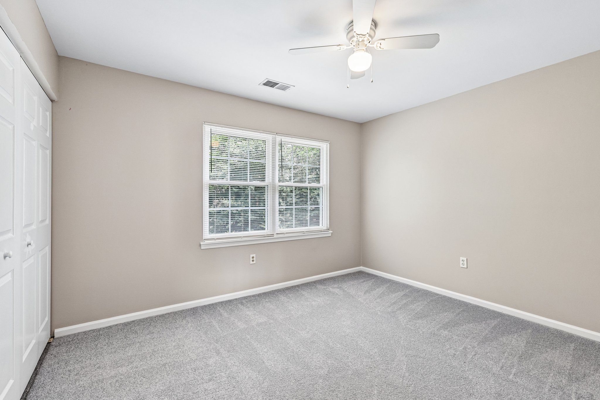 Mount Burnside Way-S1506-033.jpg