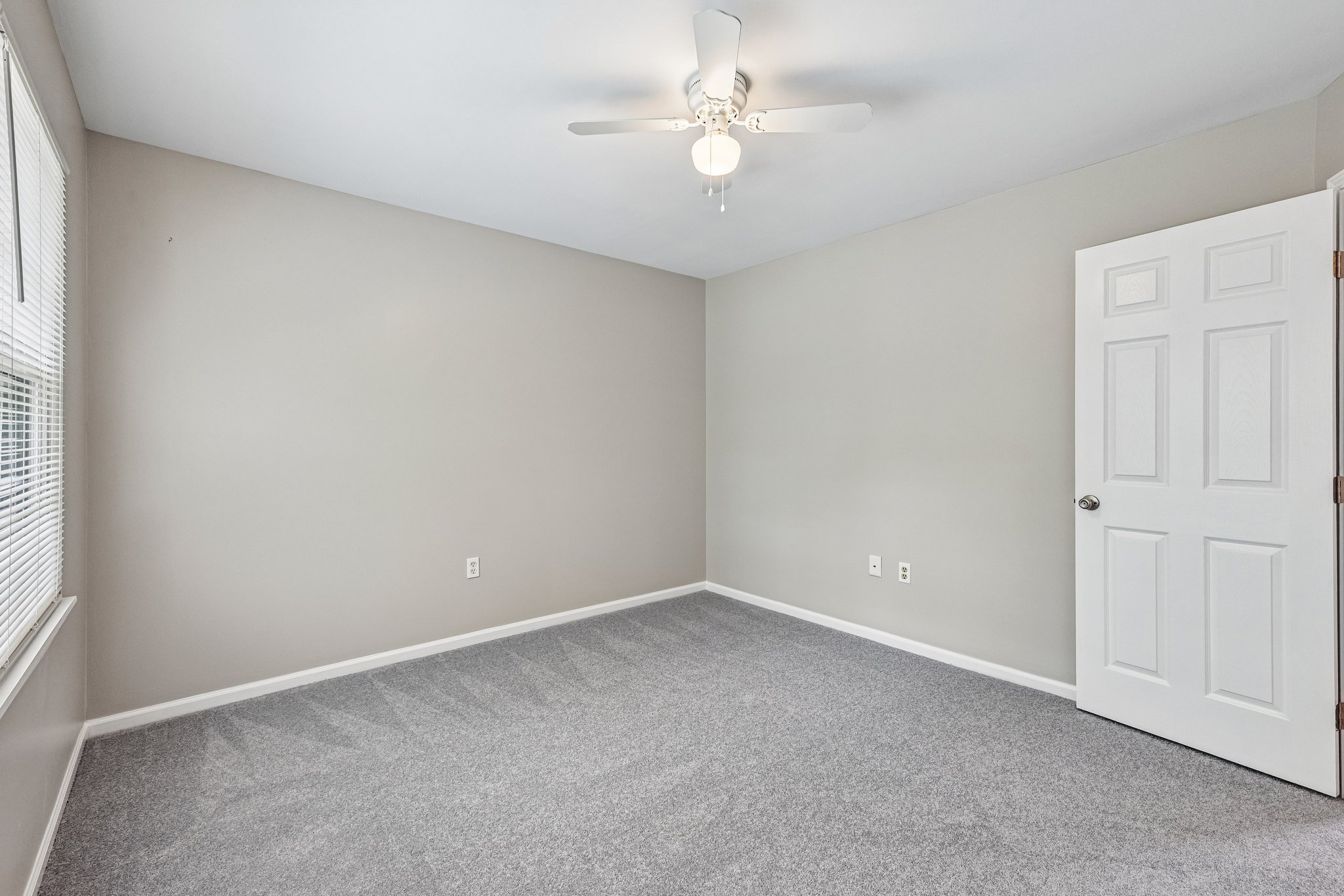 Mount Burnside Way-S1506-034.jpg