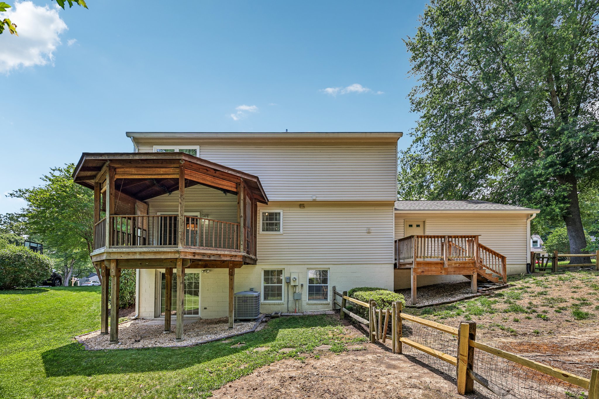 Mount Burnside Way-S1506-055.jpg