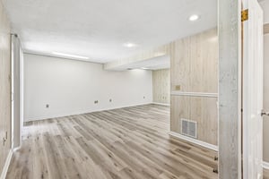 Mount Burnside Way-S1506-048.jpg