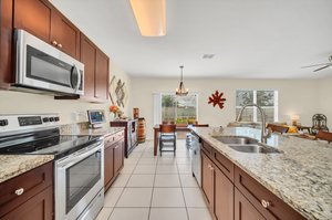 3446 Landing Vw, Tavares, FL 32778, USA Photo 15